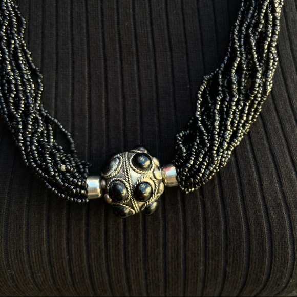 black beaded statement necklace - Picture 3 of 4